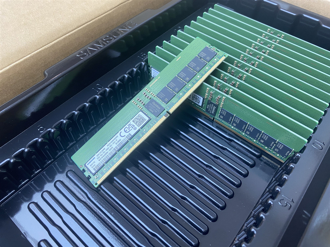 Samsung Memory M393A2K40DB3-CWE RDIMM RECC 3200 16G DDR4